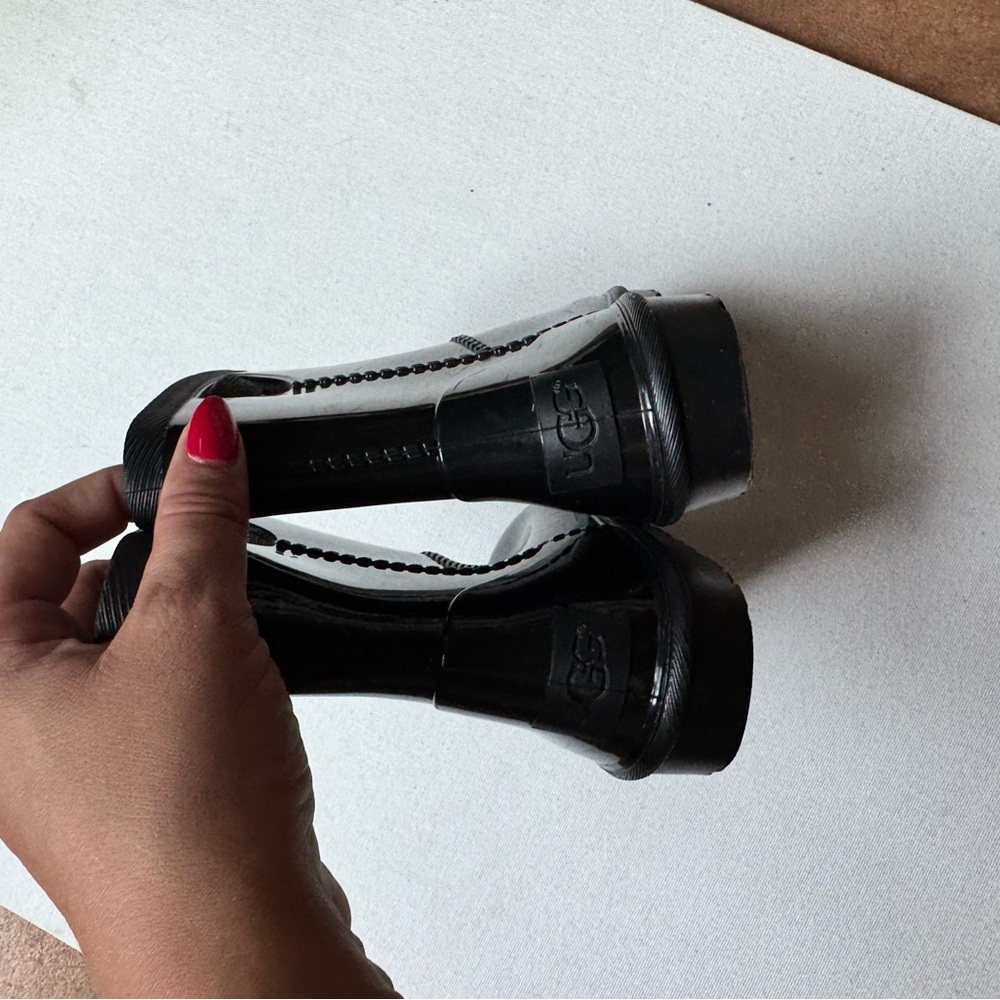 UGG Rain Boots Black 10 Minimalist Neutral Waterproof Scandi Coastal Cottagecore - Picture 3 of 8